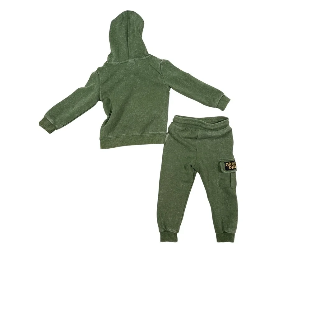 Monster Jam Grave Digger Kids 2T Hoodie and Joggers Set Green FL2543303MJ
